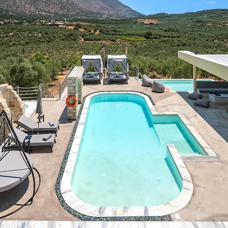 Varimpo Luxury Escape Villa Melidhónion